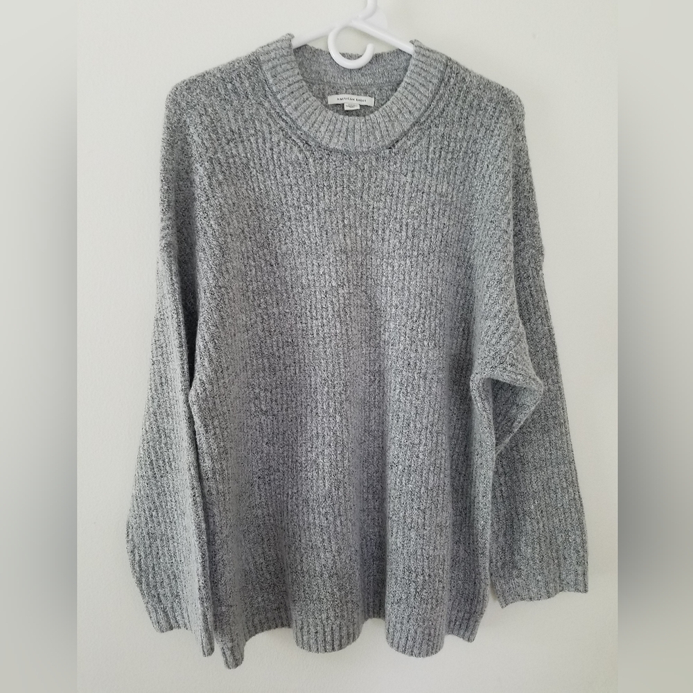 NWOT American Eagle Outfitters Crew Neck Pull Over Sweater Grey Size Med